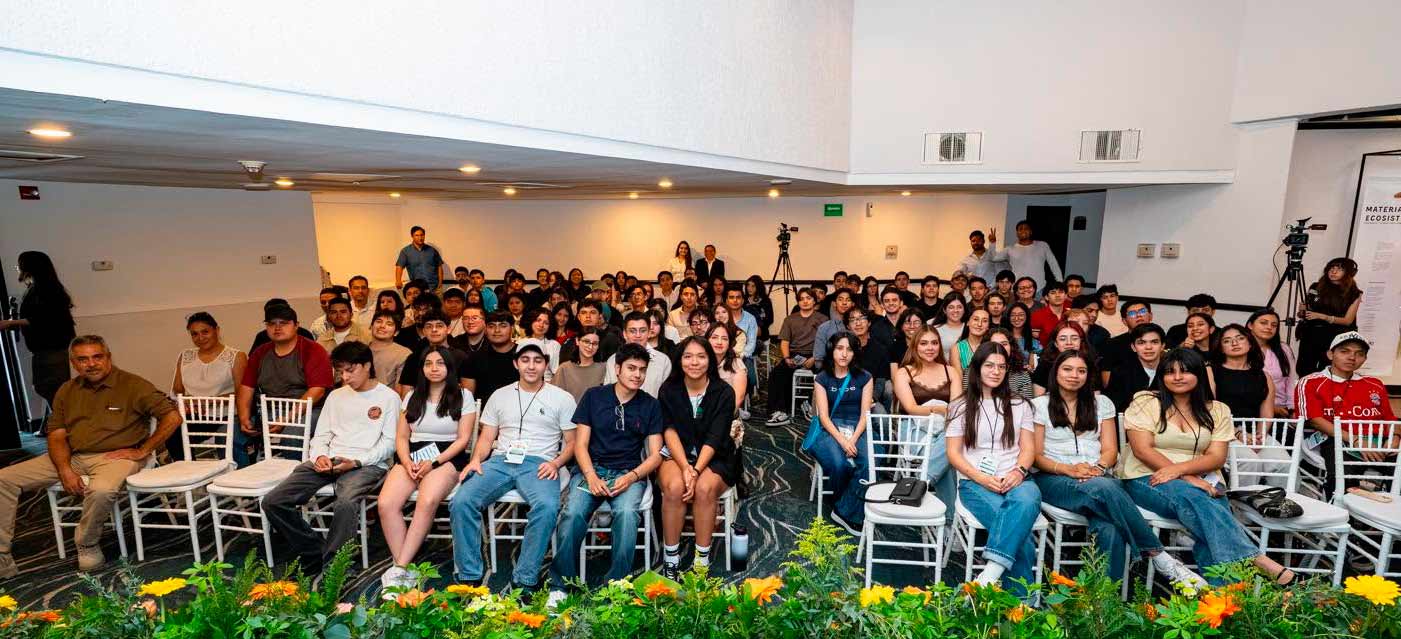 Universidad Montrer impulsa la profesionalización estudiantil en el 4to Seminario de Arquitectura e Ingenierías.